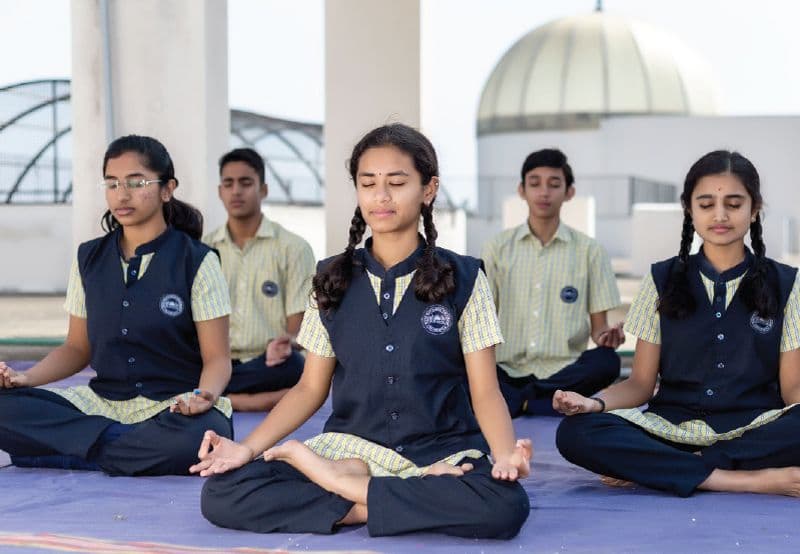 News title goes here as text
placeholder for reference